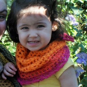 🌈HP🌈Toddler Triangle Scarf